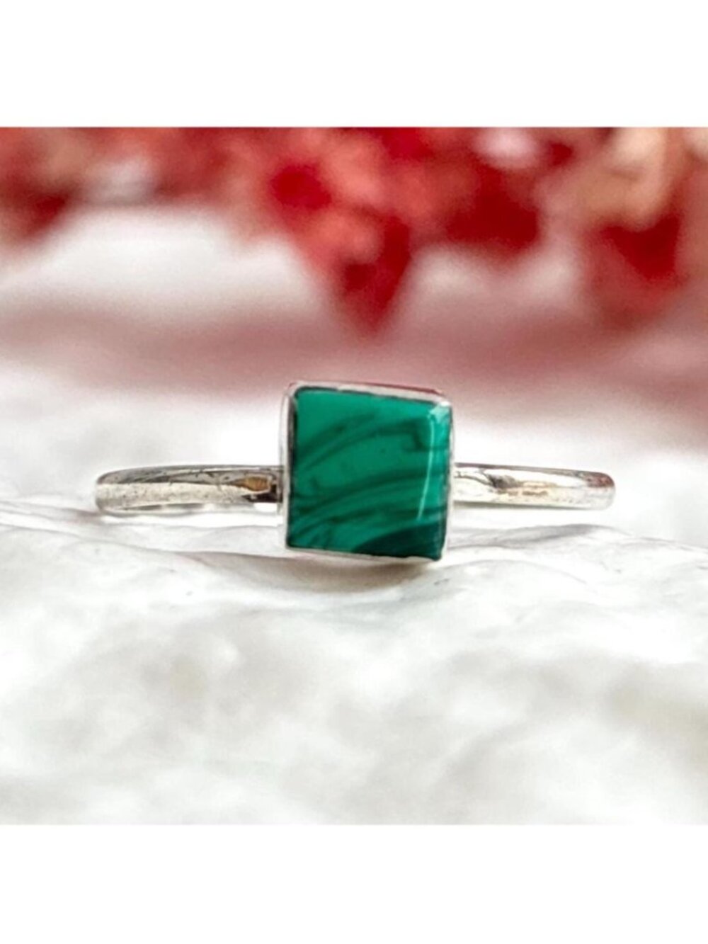 Zuni Angie Rosetta Malachite Delicate Sterling Silver 925 Vintage Ring - sz 6.25